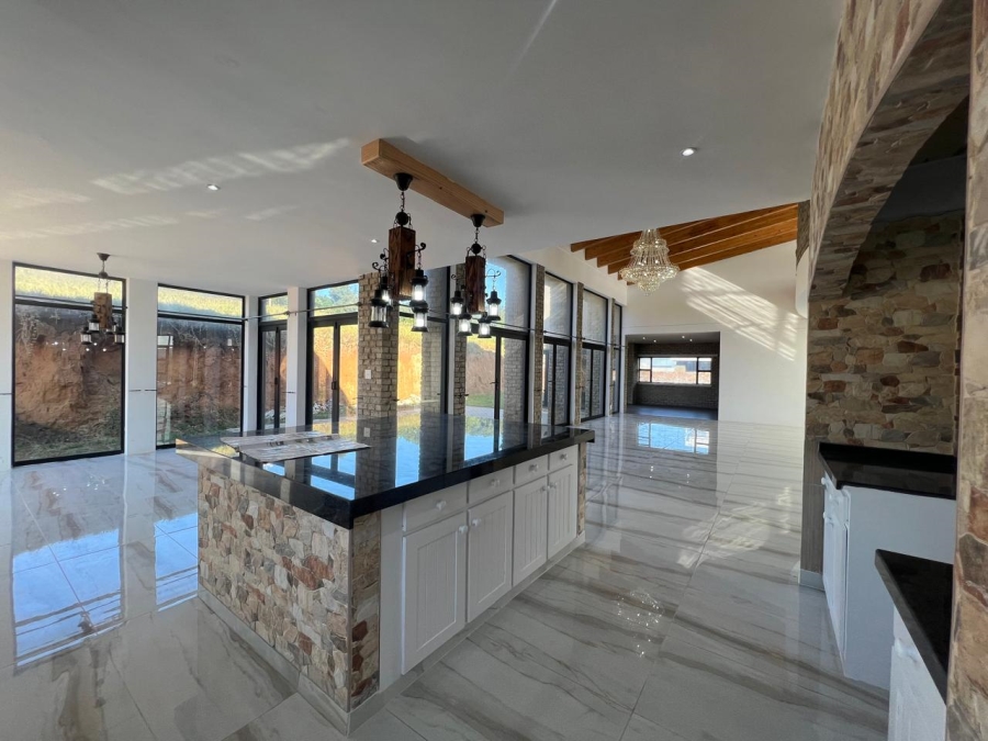 5 Bedroom Property for Sale in Royalston Residential Estate and Wildlife Reserve Eastern Cape